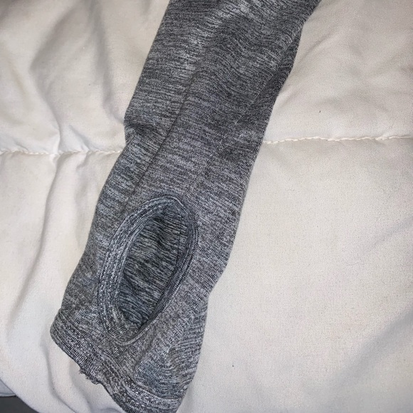 (SOLD) Gymshark Drawcord Crop Top - Picture 5 of 8